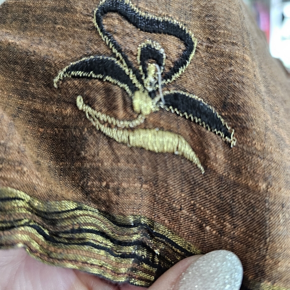 Brown embroidered and appliqued tunic top with slit sides for easy walking - Picture 5 of 5